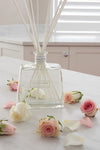 White Roses & Oud Wood - Hallmark Diffuser (700ml) Limited Addition